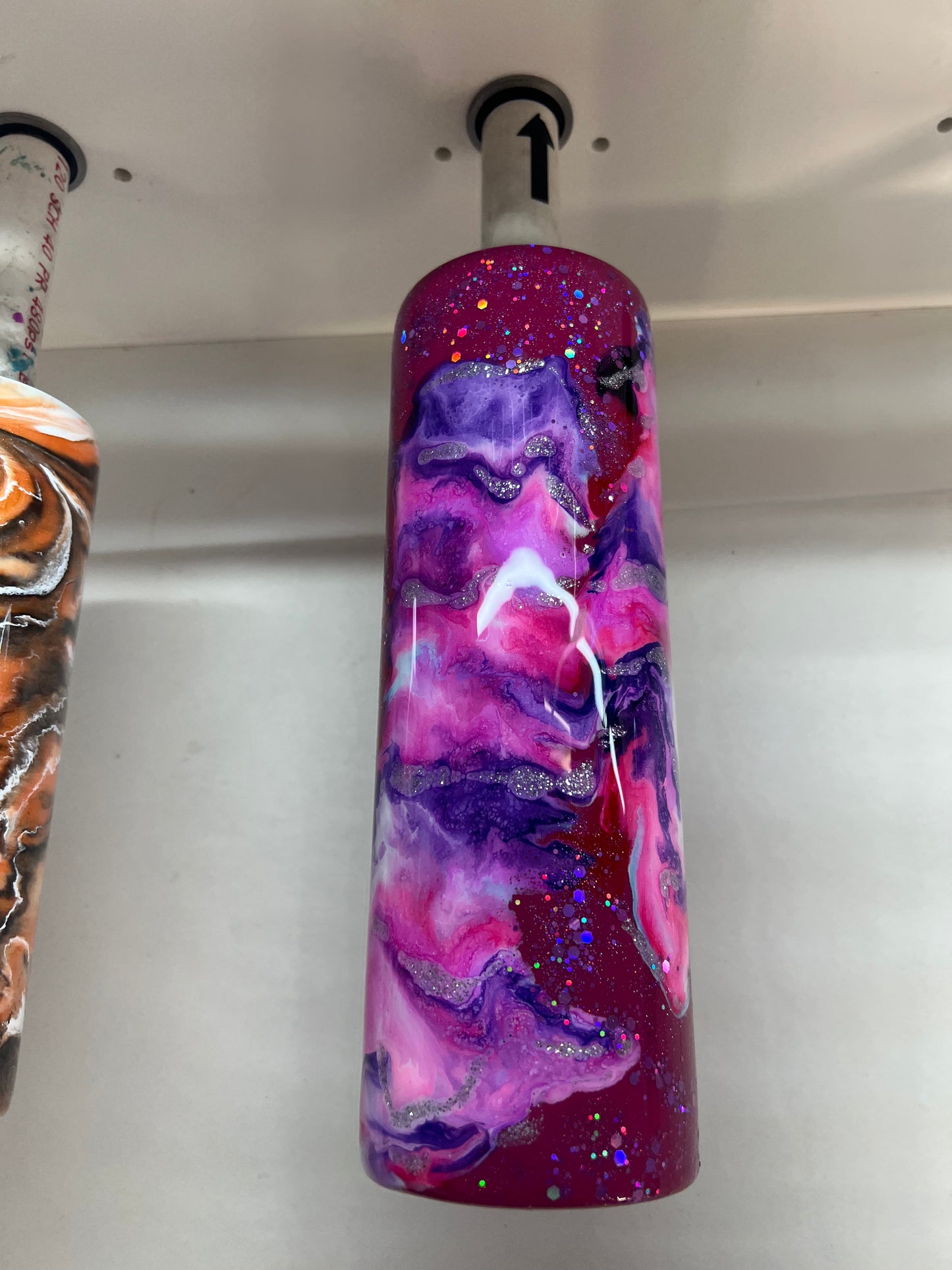 30oz skinny - pink base marble cloud with glitter