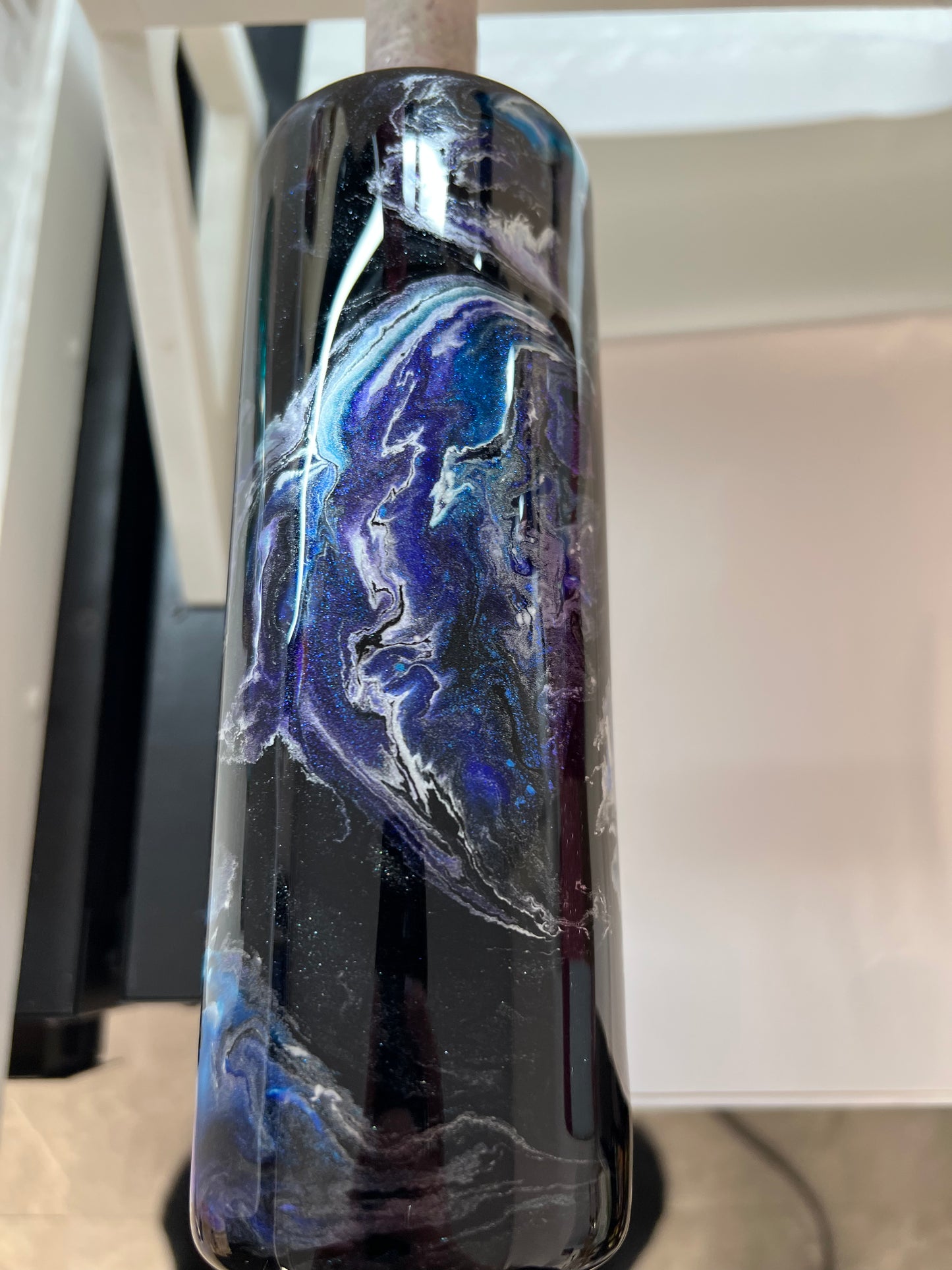 20oz skinny - black marble