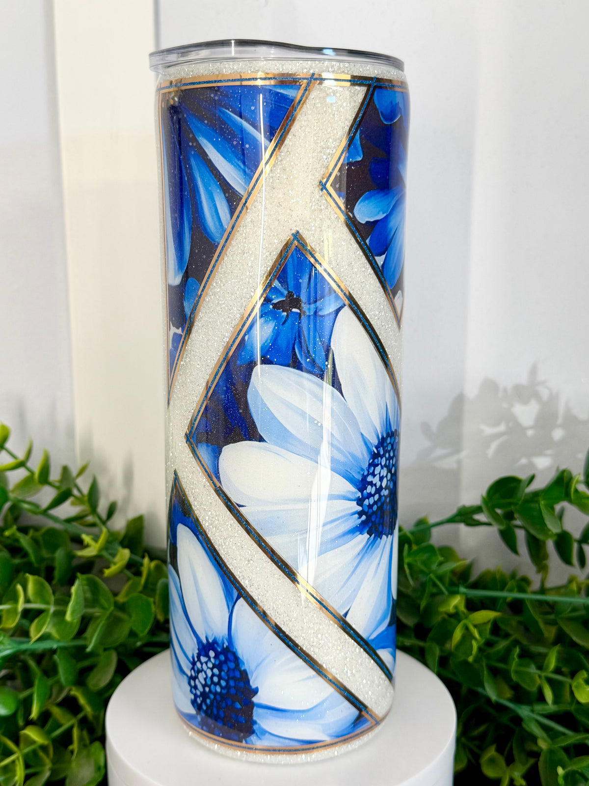 20oz Skinny - blue flower with white glitter & gold pin stripping