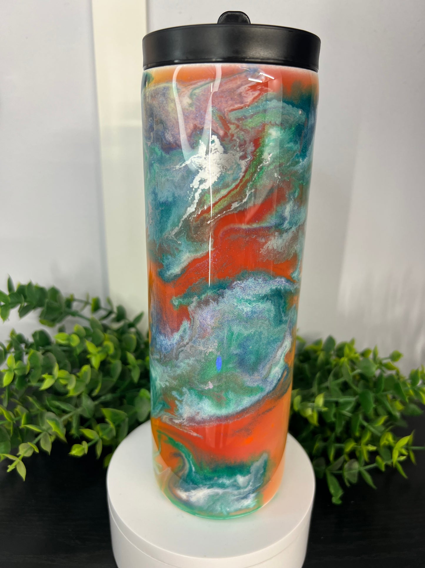 Live Event Cup #25- 20oz Duo yellow base, changes to orangish/redish with UV