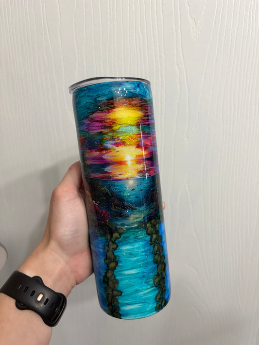 20oz Skinny - handpainted ocean/beach scene